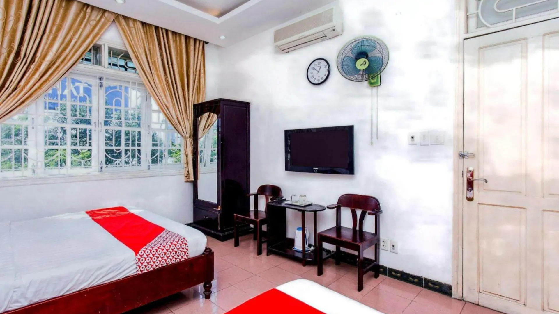Oyo 553 Truong Giang Hotel Da Nang 3*,