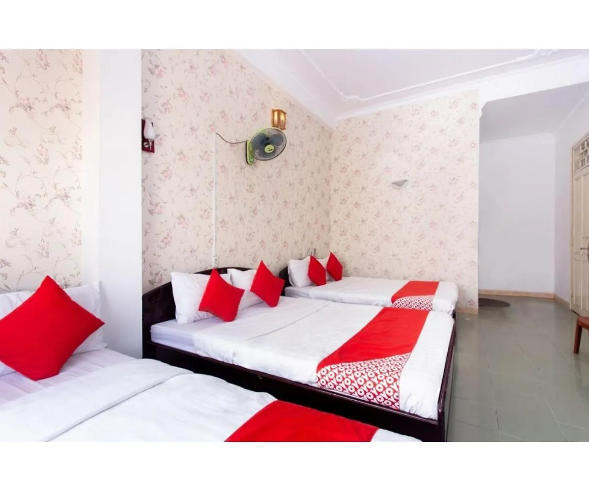 ***  Oyo 553 Truong Giang Hotel Da Nang Vietnam